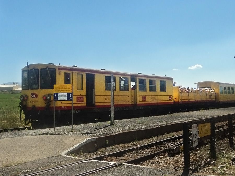 Le petit train jaune